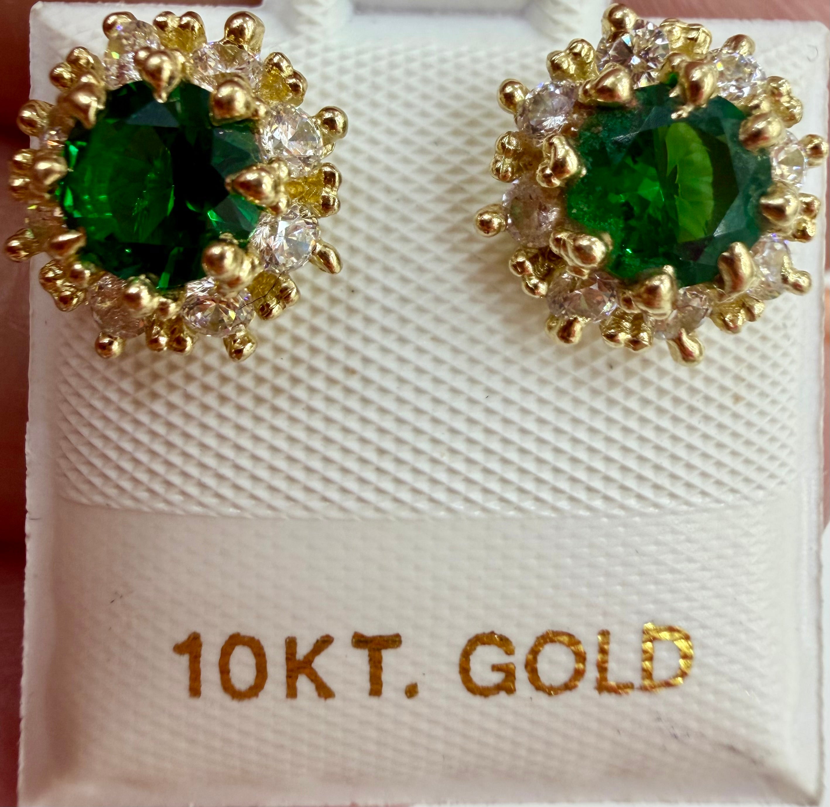 Aretes 10k