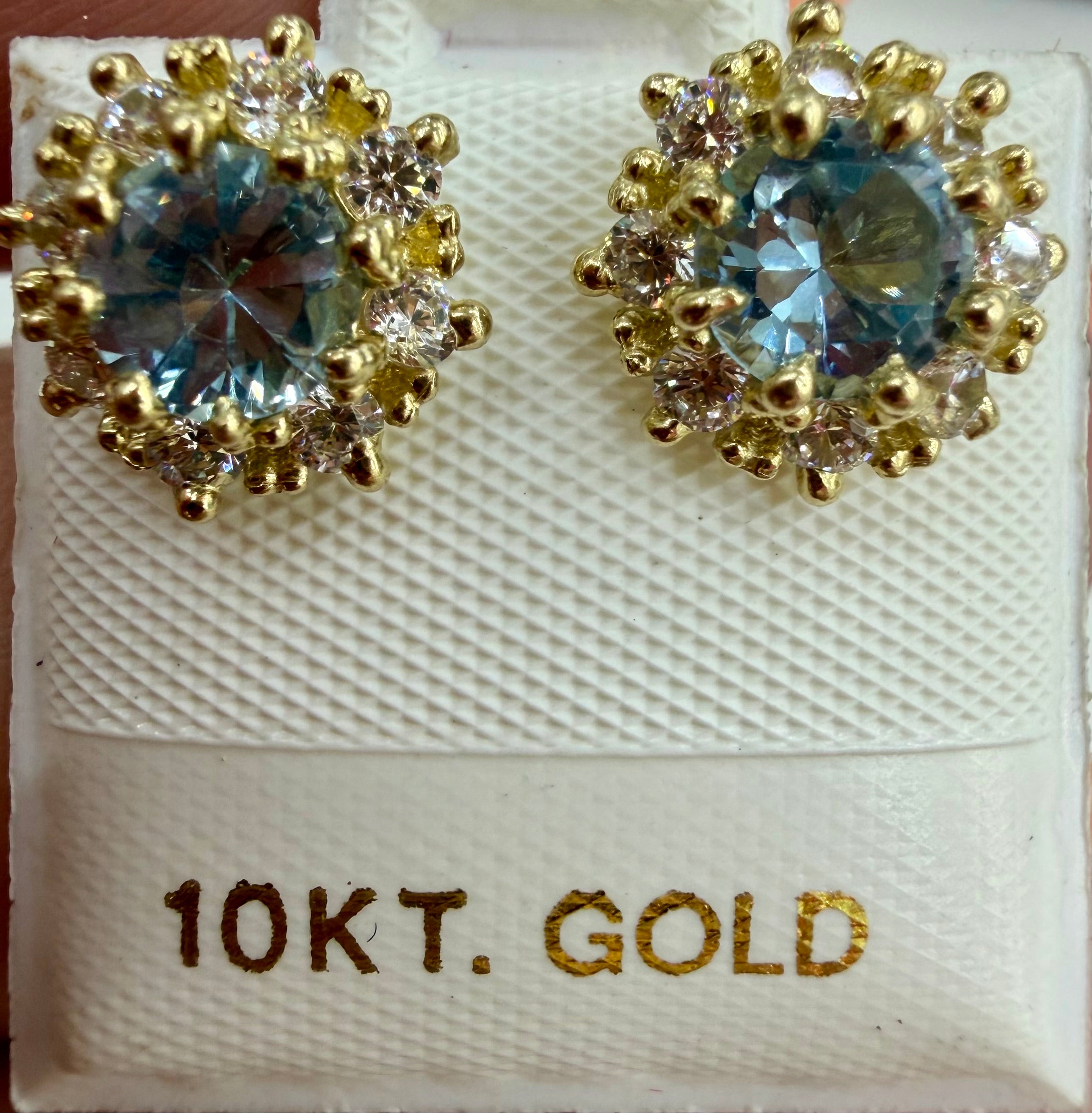 Aretes 10k